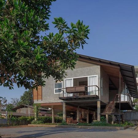 Baan Lek Villa Csanthaburi Kültér fotó